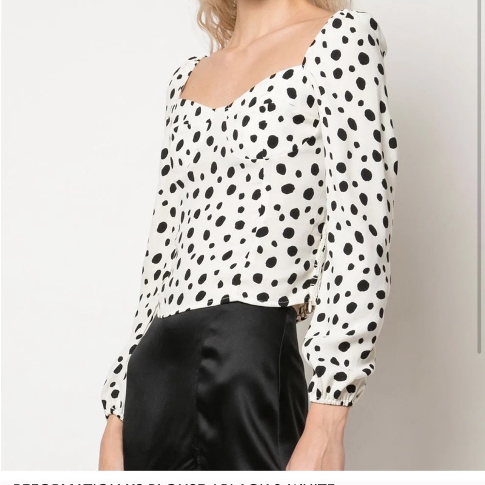 REFORMATION BLOUSE SIZE 6 / BLACK & WHITE